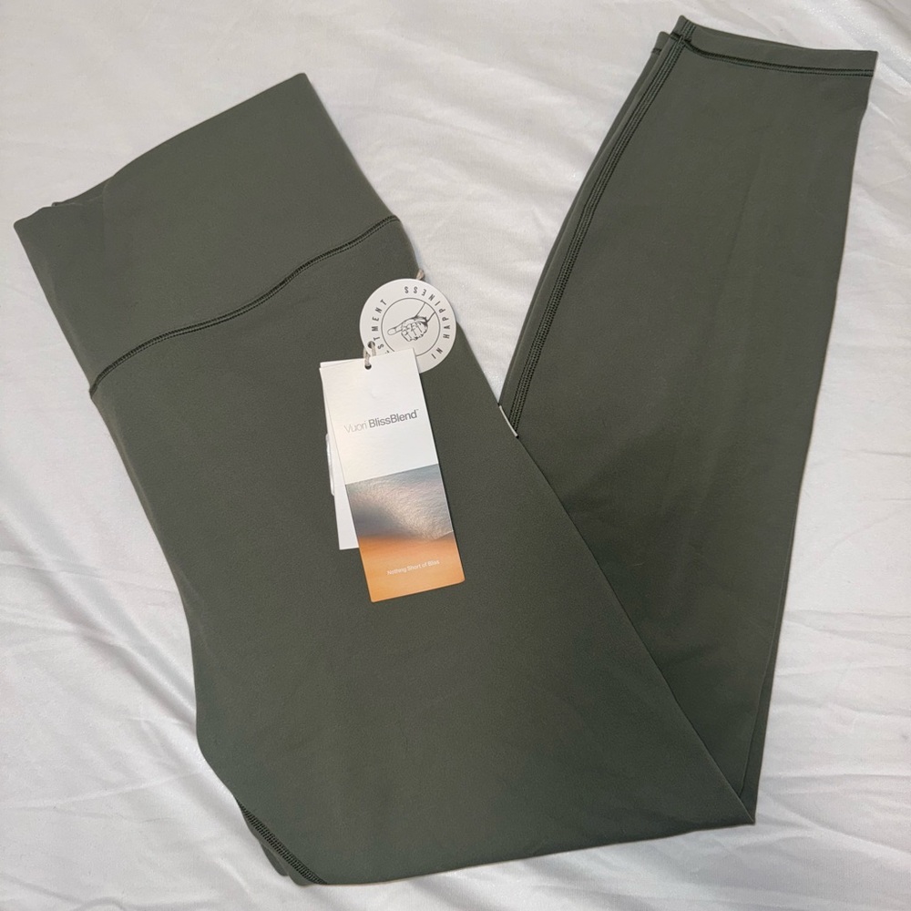 NWT Vuori Olive Green Leggings